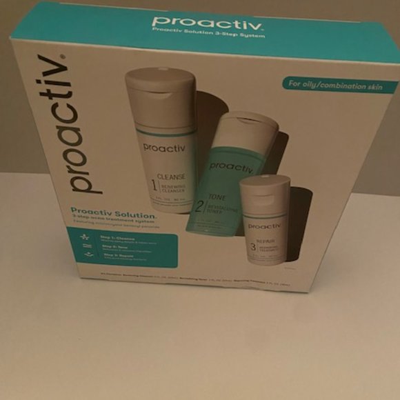 Proactiv - Picture 2 of 3